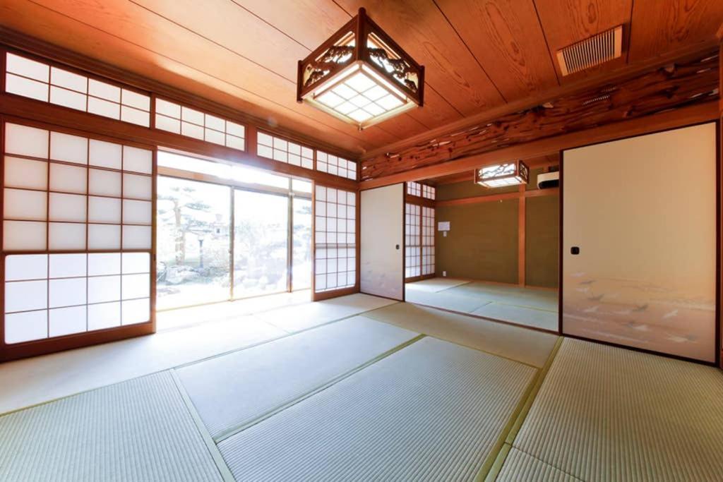 遊之宿 ユニバーサル Osaca Exterior foto